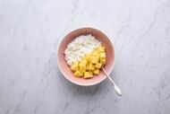 Intermittent fasting vs Small meals (Image via Unsplash/Kimzy Nanney)